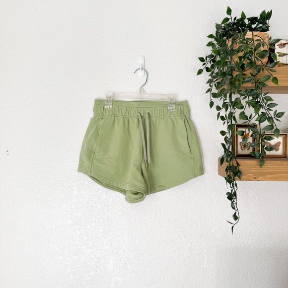 Lululemon Inner Glow Short 3" Terry Vista Green Size 4 Workout Athletic - Picture 2 of 4